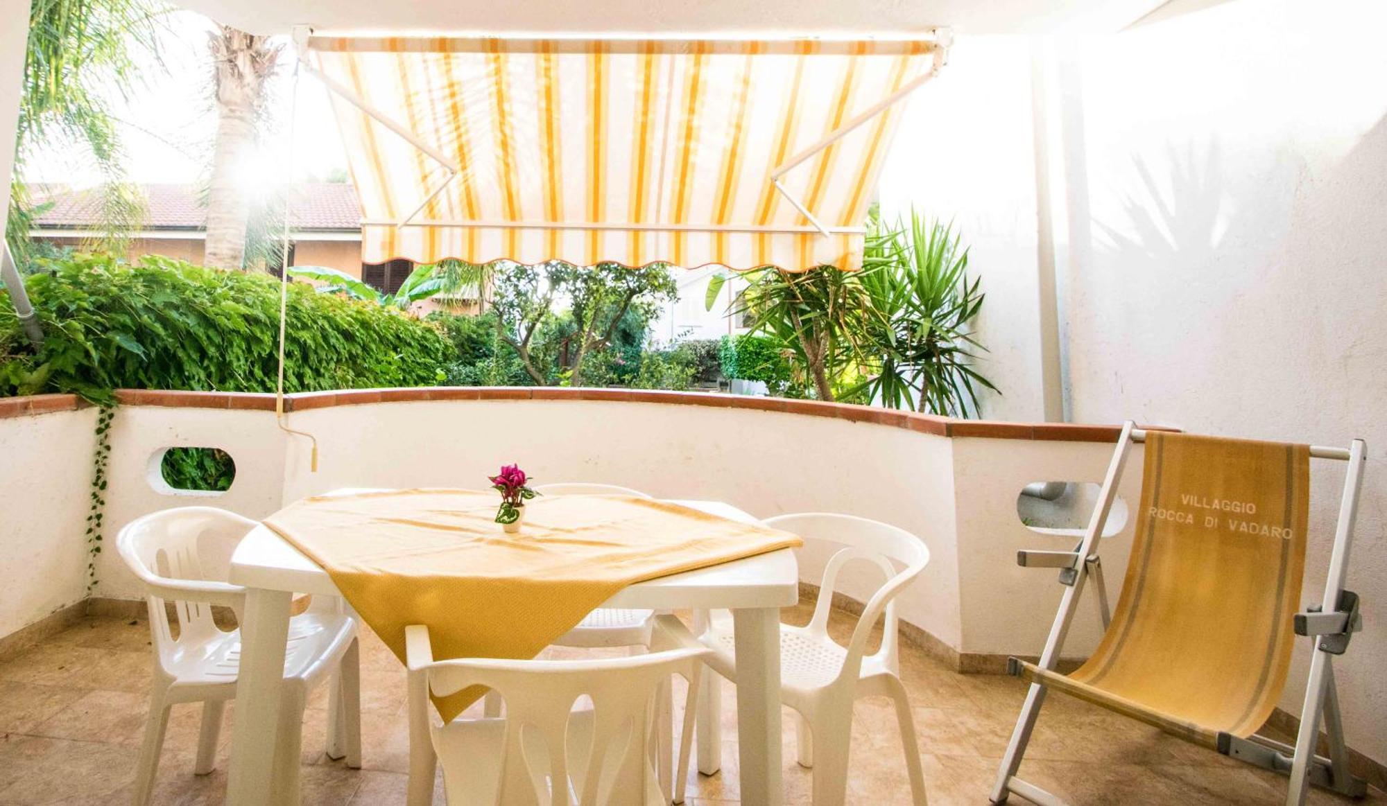 Hotel Resort Rocca Di Vadaro Capo Vaticano Pokoj fotografie